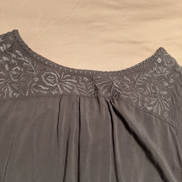 Gap Blouse - Picture 4 of 4